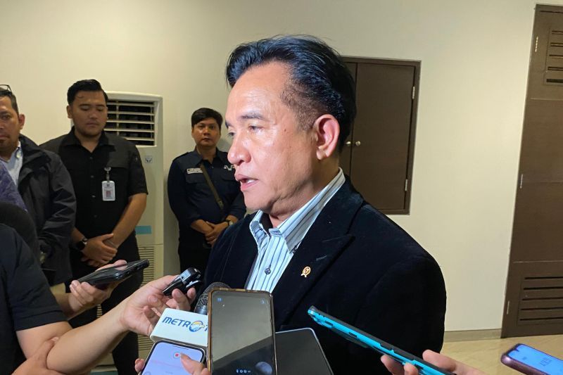 Menteri Koordinator Bidang Hukum, HAM, Imigrasi, dan Pemasyarakatan Yusril Ihza Mahendra