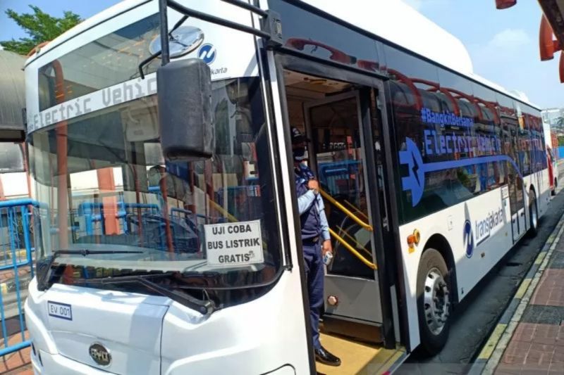Bus listrik