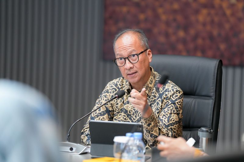 Menteri Perindustrian Agus Gumiwang Kartasasmita