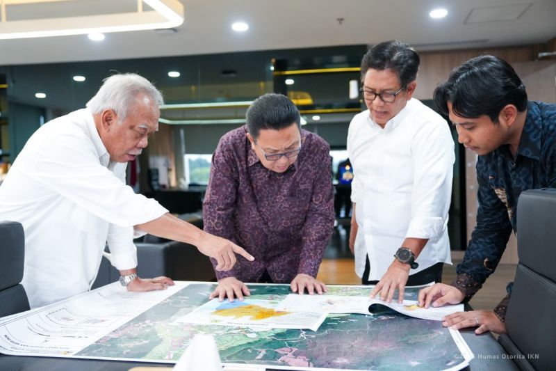 Kepala OIKN Basuki Hadimuljono menerima Garibaldi (Boy) Thohir