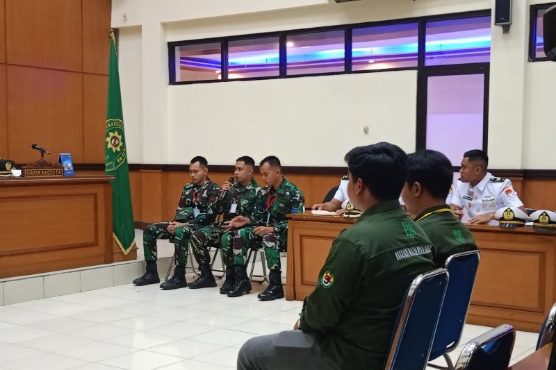 Tiga terdakwa anggota TNI AL pada kasus penembakan di rest area tol tangerang
