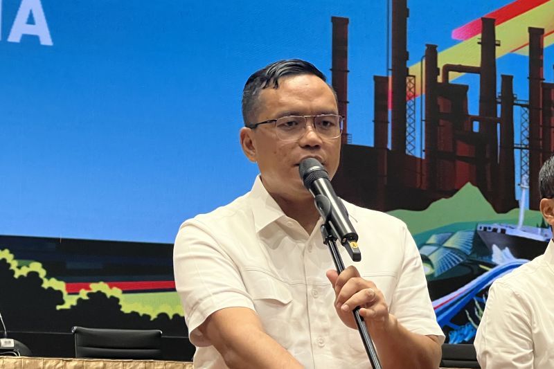 Direktur Utama PT Pertamina (Persero) Simon Aloysius Mantiri