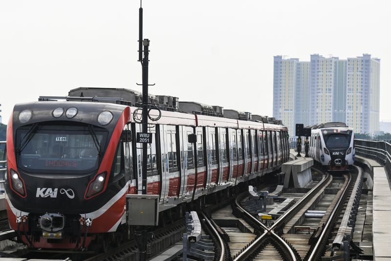 antarafoto-lrt-jabodebek-tambah-18-perjalanan-1741009886