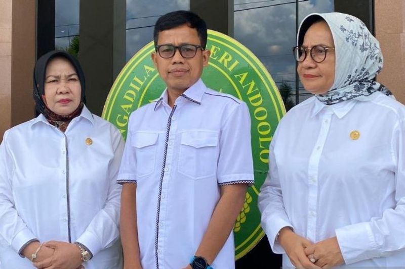 Ketua Komisi Kejaksaan RI Prof Pujiono Suwadi