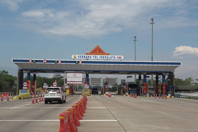 Gebang Jalan Tol Palembang-Indralaya. 