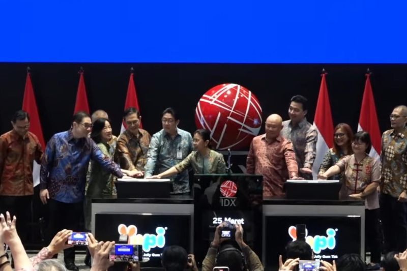 PT Yupi Indo Jelly Gum Tbk (YUPI) resmi mencatatkan saham perdana