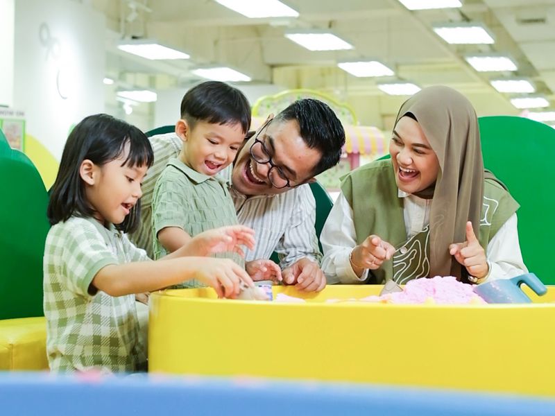 Raya Stay & Play 2