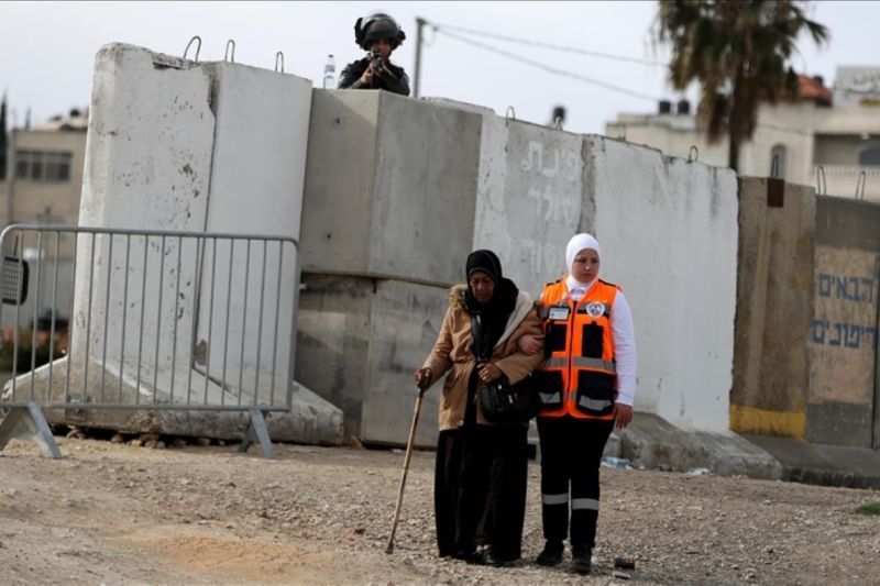 warga-Palestina-akan-ibadah-di-Al-Aqso