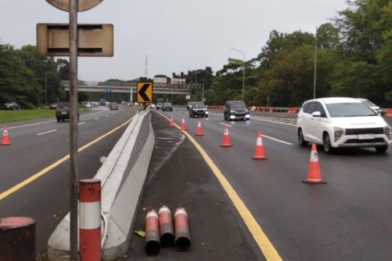 Tol Jagorawi arah Puncak diberlakukan contraflow