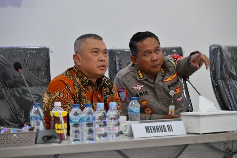 Menteri Perhubungan Dudy Purwagandhi 