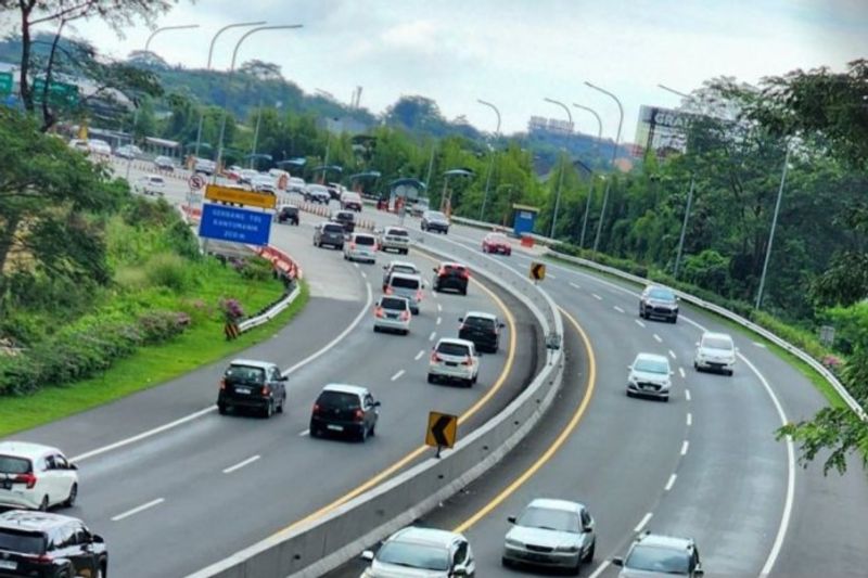 Kondisi ruas Tol Semarang-Solo di Banyumanik, Kota Semarang