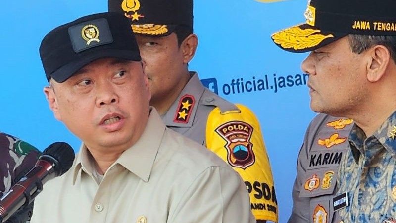 Menteri Perhubungan Dudy Purwagandhi (
