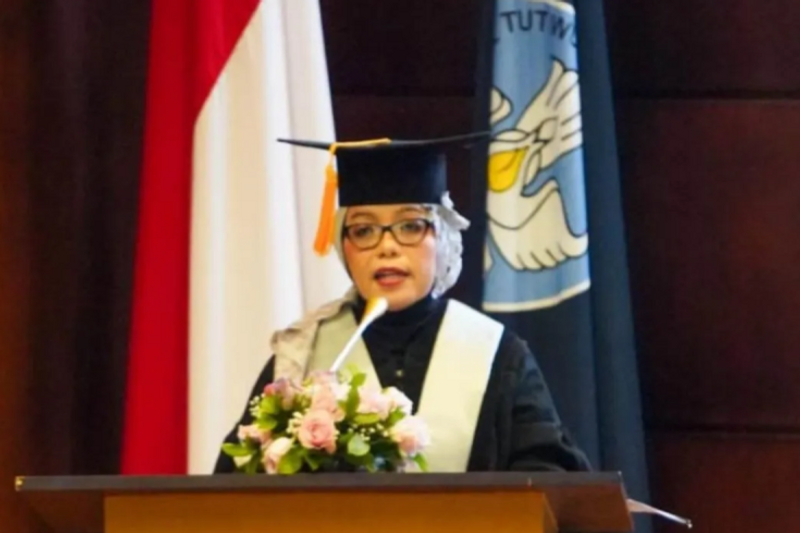 Guru Besar Ilmu Ekonomi Moneter Fakultas Ekonomi dan Bisnis (FEB) Prof. Dr. Telisa Aulia Falianty