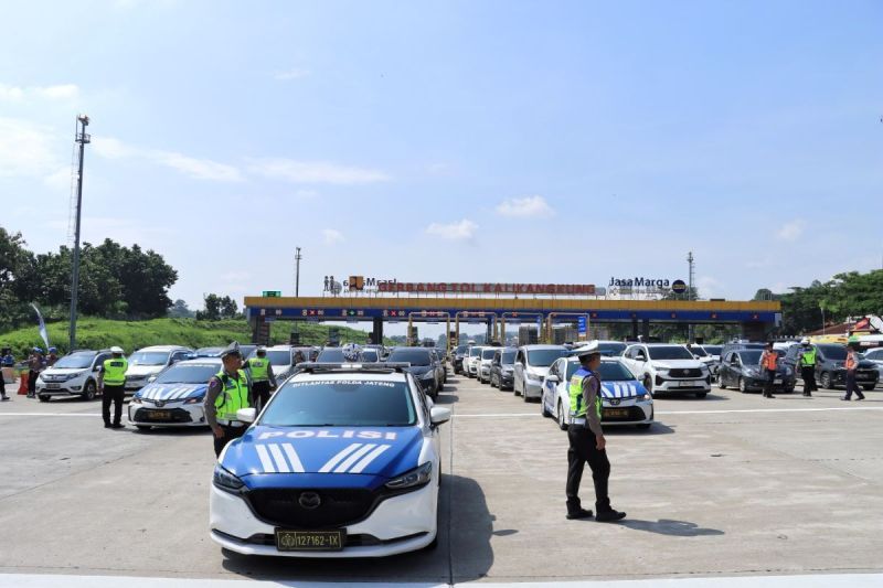 pemberlakuan rekayasa lalu lintas One Way Nasional pada arus balik Lebaran