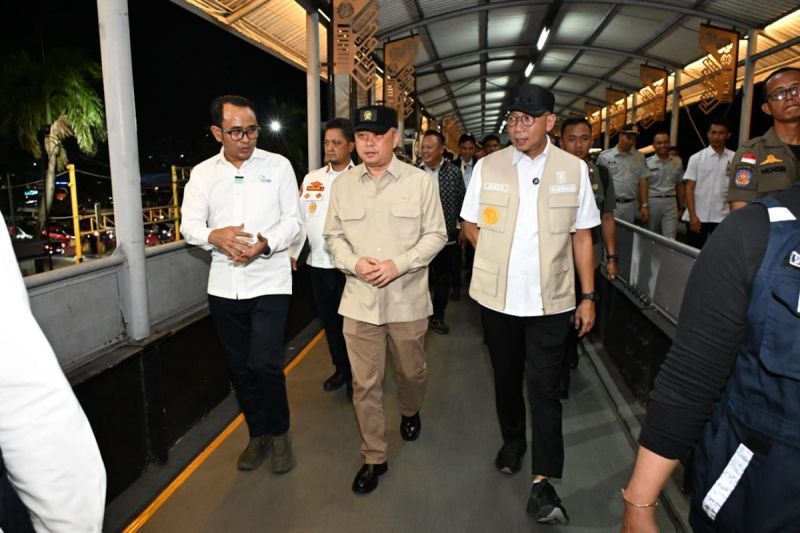 Menteri Perhubungan Dudy Purwagandhi