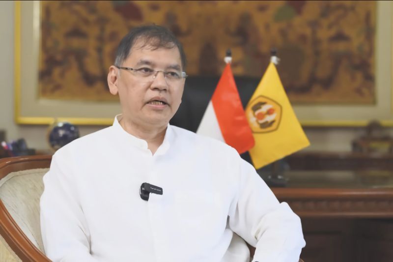 Rektor Unpad Prof. Arief S. Kartasasmita Rektor Unpad Prof. Arief S. Kartasasmita saat memberikan keterangan di Kota Bandung, Jawa Barat, Rabu (9/4/2025). (ANTARA/Ho-Unpad)
