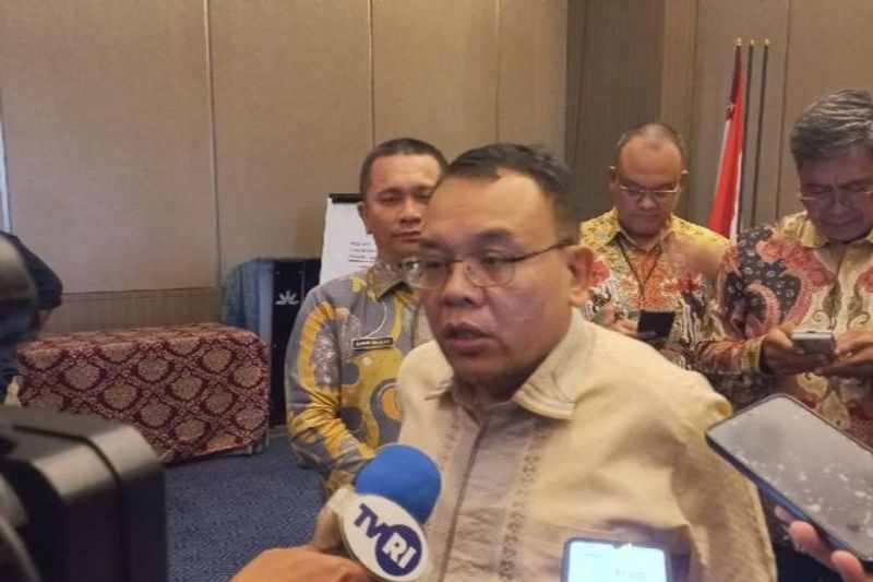 Ketua Komisi VII DPR RI Saleh Partaonan Daulay