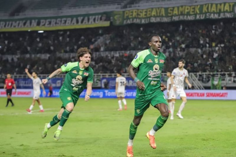 Persebaya Surabaya lawan Madura United