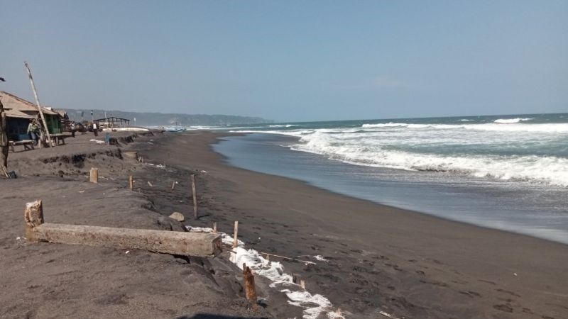 Salah satu lokasi kawasan pantai selatan Kabupaten Bantul Daerah Istimewa Yogyakarta