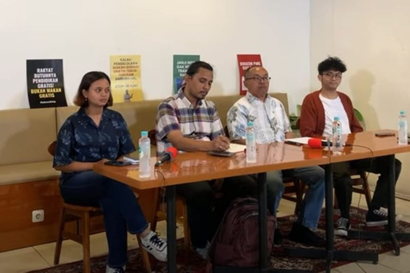 Staf Divisi Riset ICW, Eva Nurcahyani