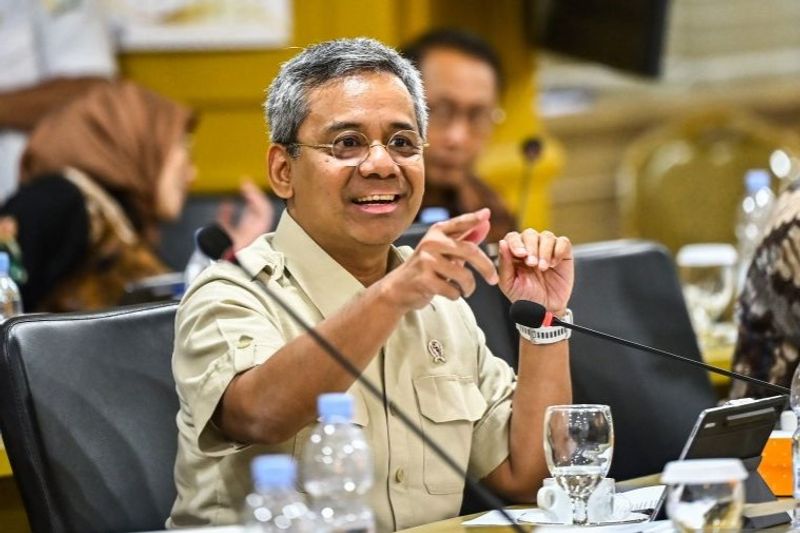 1000021Wakil Menteri Keuangan Suahasil Nazara 699 (1)