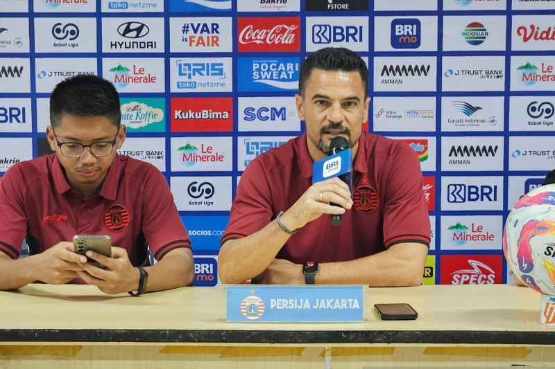 Pelatih Persija Jakarta, Carlos Pena
