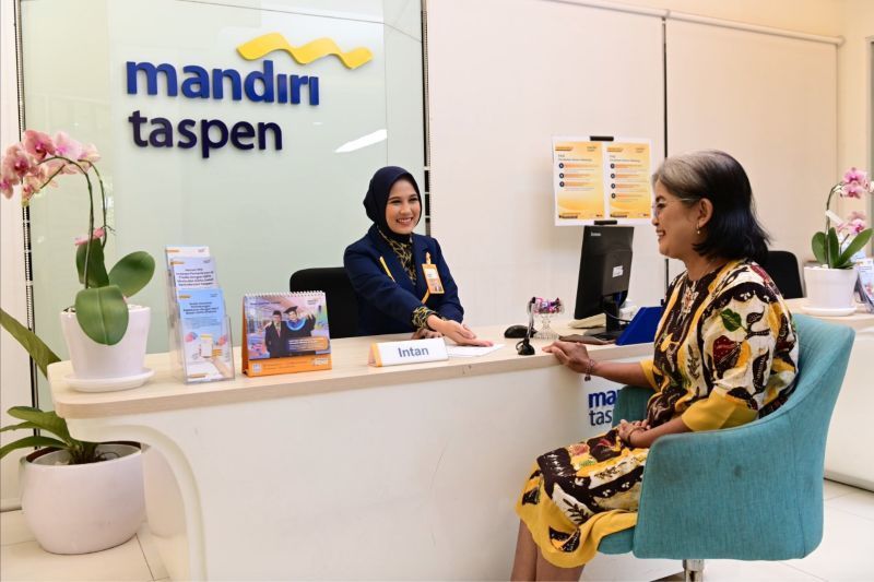 Pegawai Bank Mandiri Taspen (Bank Mantap)