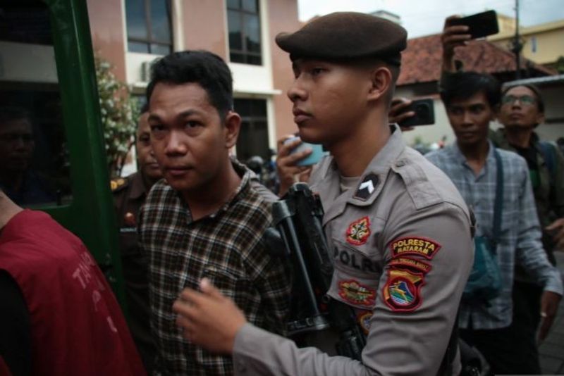 terdakwa selaku penyandang tunadaksa I Wayan Agus Suartama alias Agus Buntung