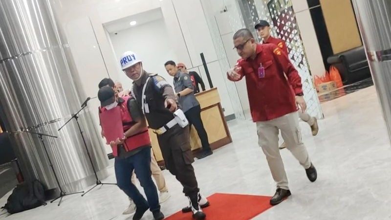 tersangka kasus perintangan penanganan perkara berinisial MAM, buzzer Cyber Army