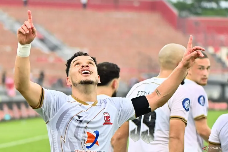 Pesepak bola Madura United Luiz Marcelo Morais Dos Reis