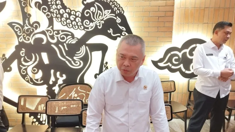 Menteri Perhubungan Dudy Purwagandhi