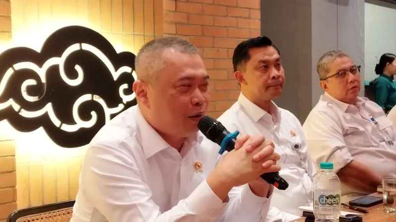 Menteri Perhubungan Dudy Purwagandhi