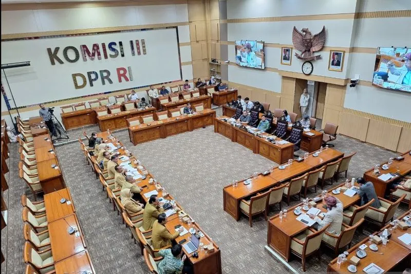 Suasana ruang rapat Komisi III DPR RI