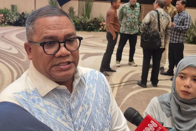 Ketua Umum Tim Penanggungjawab SNPMB 2025 Eduart Wolok