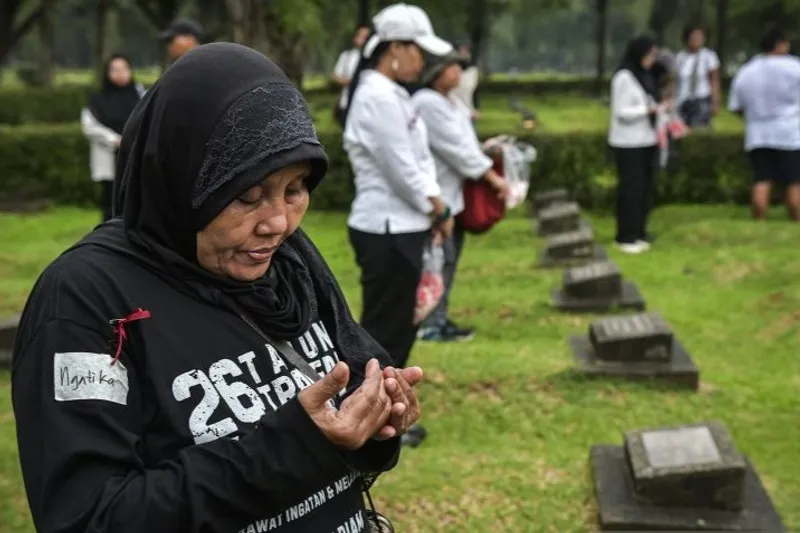 Napak-Reformasi-di-TPU-Pondok-Ranggon-Jakarta-170525-sth-04
