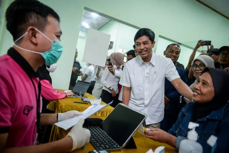 antarafoto-gerakan-bersama-kelurahan-siaga-tbc-1750237017-1