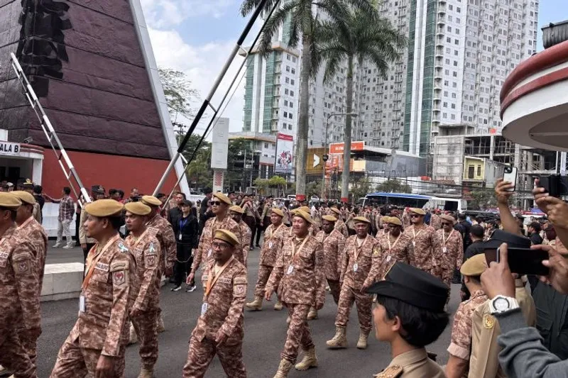 Para kepala daerah saat tiba di Institut Pemerintahan Dalam Negeri (IPDN) Jatinangor
