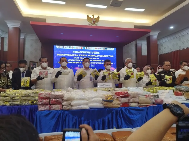 Konferensi Pers pengungkapan kasus narkoba selama April-Juni 2025