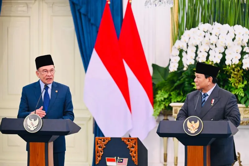 Perdana Menteri (PM) Malaysia Anwar Ibrahim dan Presiden RI Prabowo Subianto
