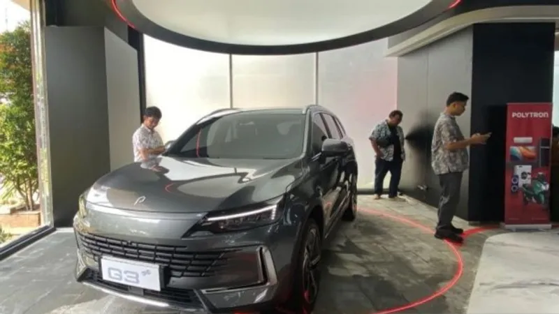 Polytron G3 yang dipamerkan pada showroom Polytron di Jakarta