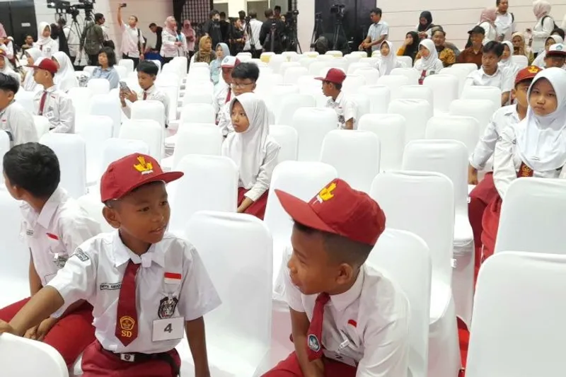 pembukaan masa pengenalan lingkungan satuan pendidikan (MPLS) di Sekolah Rakyat Menengah Pertama 10