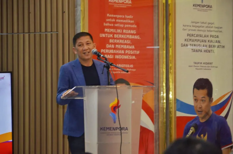 Direktur Utama PT Liga Indonesia Baru (I League) Ferry Paulus