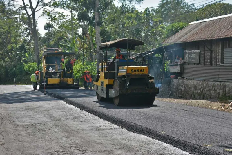 antarafoto-pembangunan-infrastruktur-jalan-di-jawa-tengah-1753854815-1
