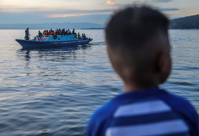 antarafoto-transportasi-laut-di-pulau-hiri-1754201464-1