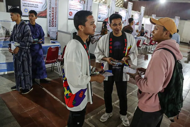 antarafoto-pameran-lembaga-pelatihan-kerja-dan-pemagangan-di-semarang-1755939141