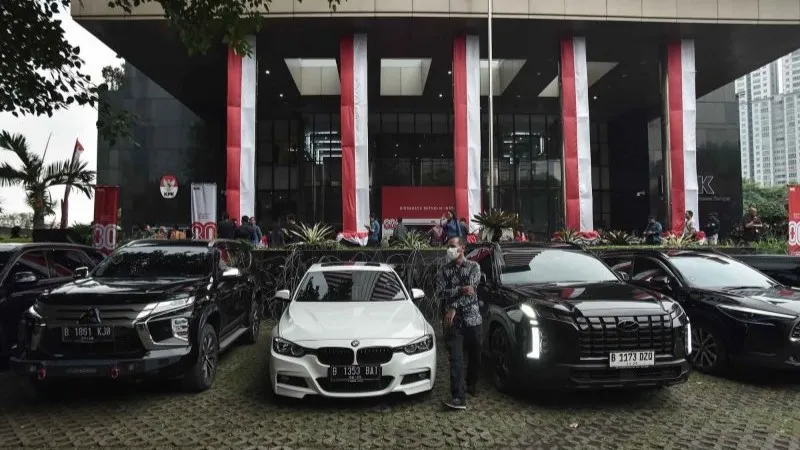 Komisi Pemberantasan Korupsi (KPK) menyita 22 kendaraan 