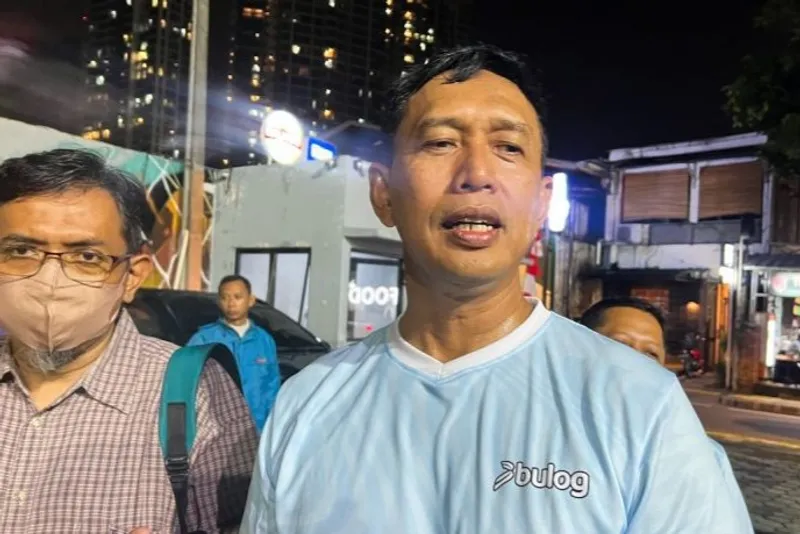 Direktur Utama Perum Bulog Ahmad Rizal Ramdhani