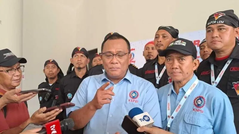 Ketua Umum Konfederasi Serikat Pekerja Seluruh Indonesia (KSPSI) Moh Jumhur Hidayat