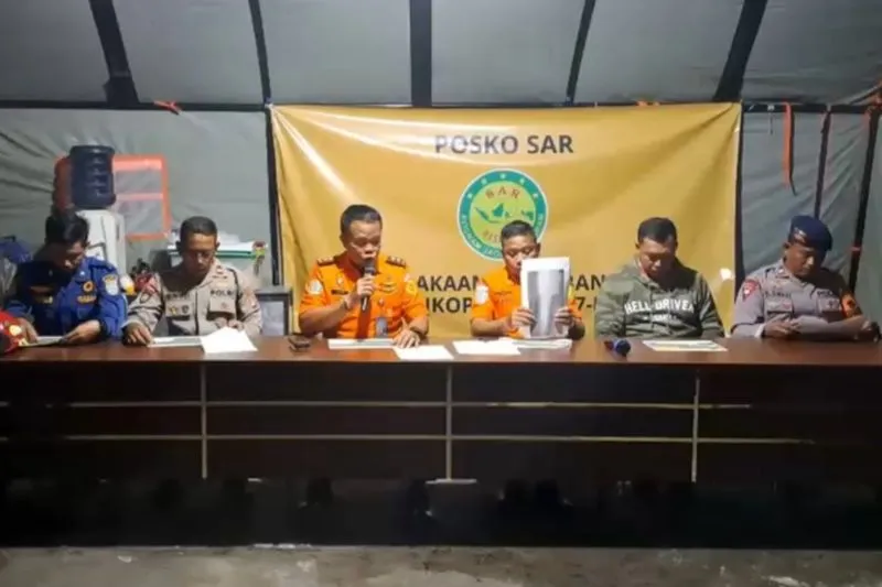 pencarian helikopter tipe BK117 D3 milik Estindo Air yang dihilangkan kontak