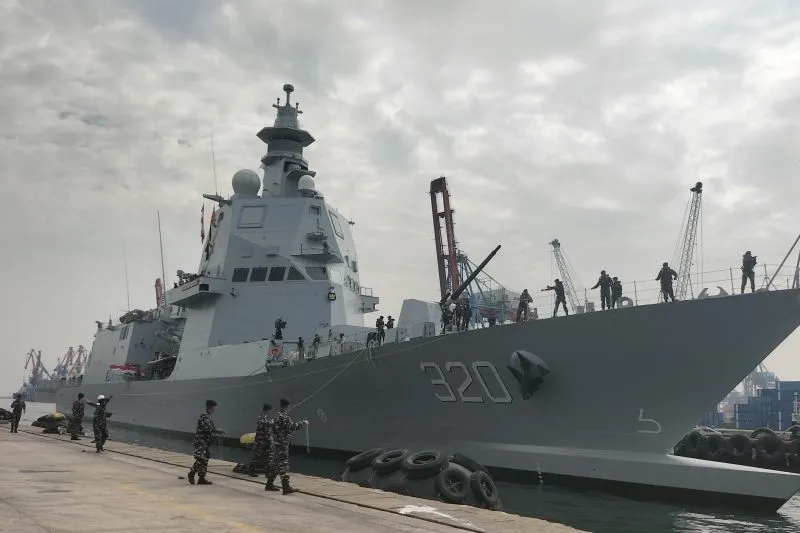 KRI Brawijaya 320 